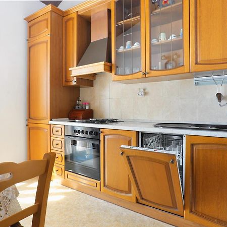 Apartments By The Sea Stanici, Omis - 1028 Tice Экстерьер фото